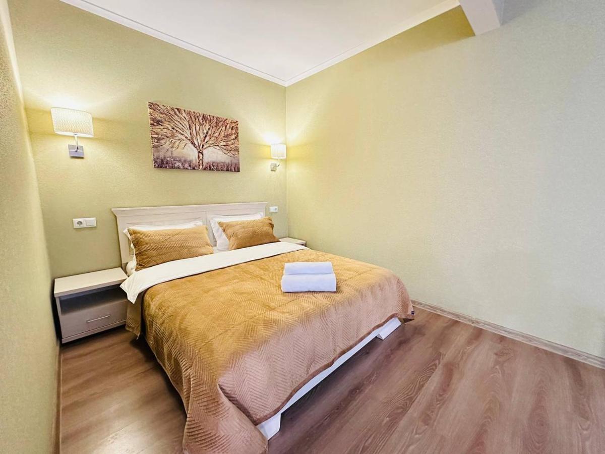 Apartmán Central Park In The City Center Almaty Exteriér fotografie