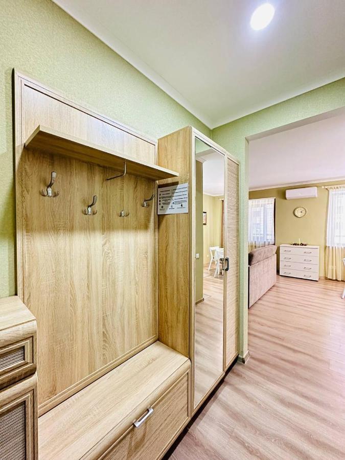 Apartmán Central Park In The City Center Almaty Exteriér fotografie